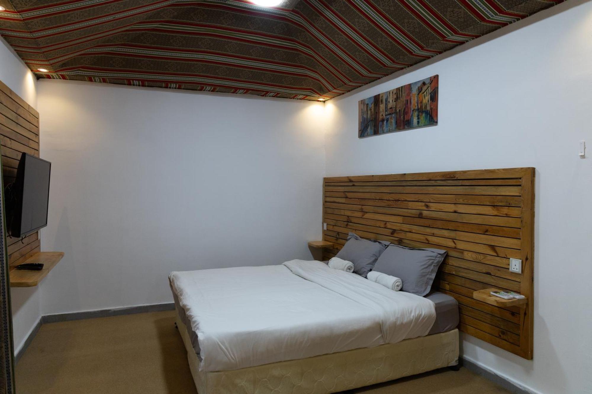 - 10 Chalet Ras al Hadd